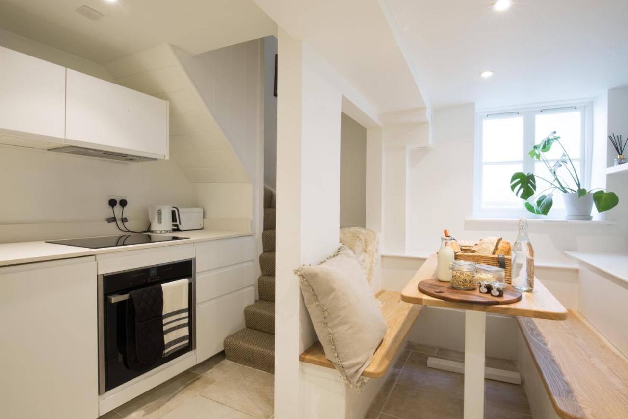 באת' Central Georgian Townhouse With Free Parking מראה חיצוני תמונה
