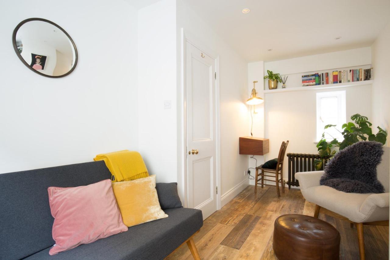 באת' Central Georgian Townhouse With Free Parking מראה חיצוני תמונה